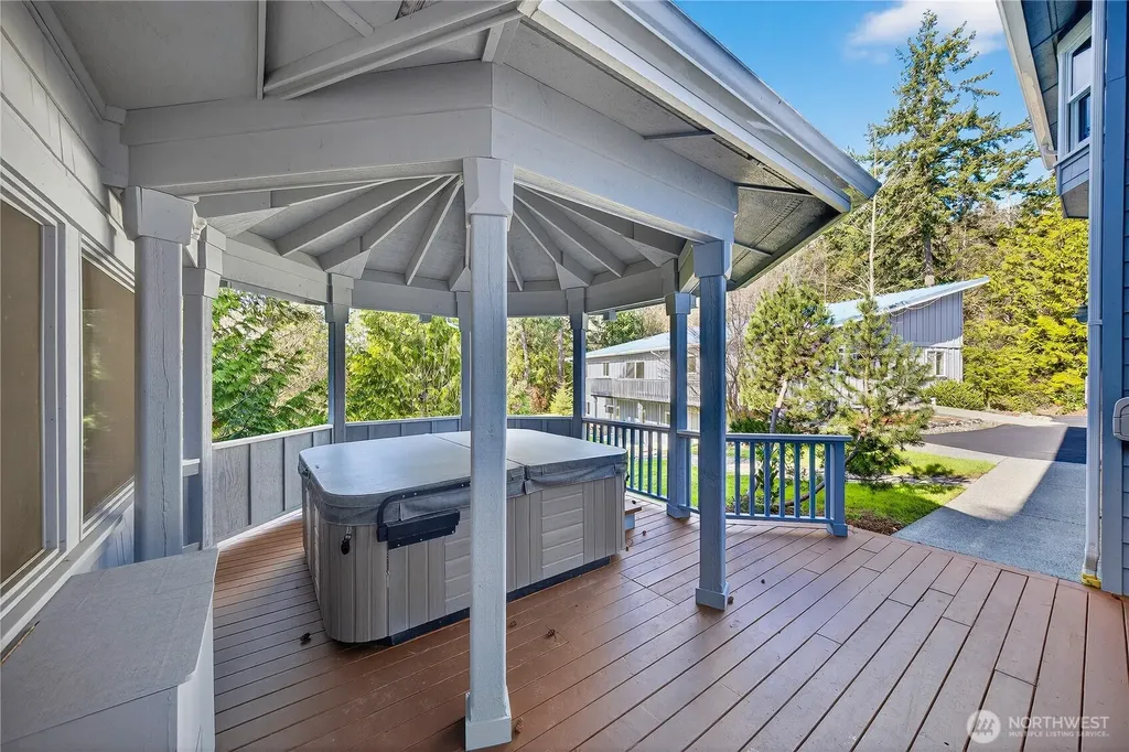 8651 Turners Bay Place Anacortes WA 98221