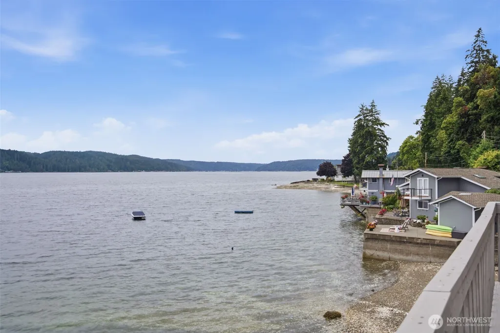 7461 NE North Shore Road Belfair WA 98528
