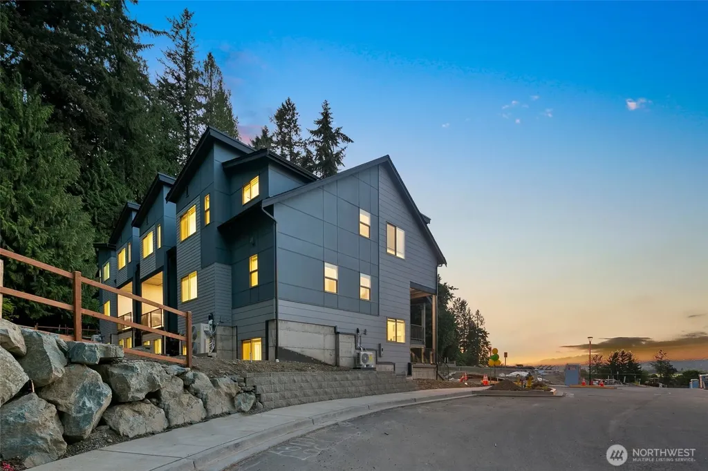 12930 77th Ave SE #A1 Snohomish WA 98296