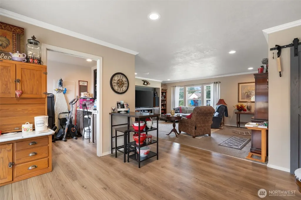 608 Main Street Vader WA 98593