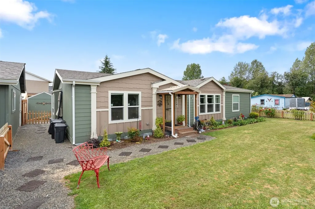 608 Main Street Vader WA 98593