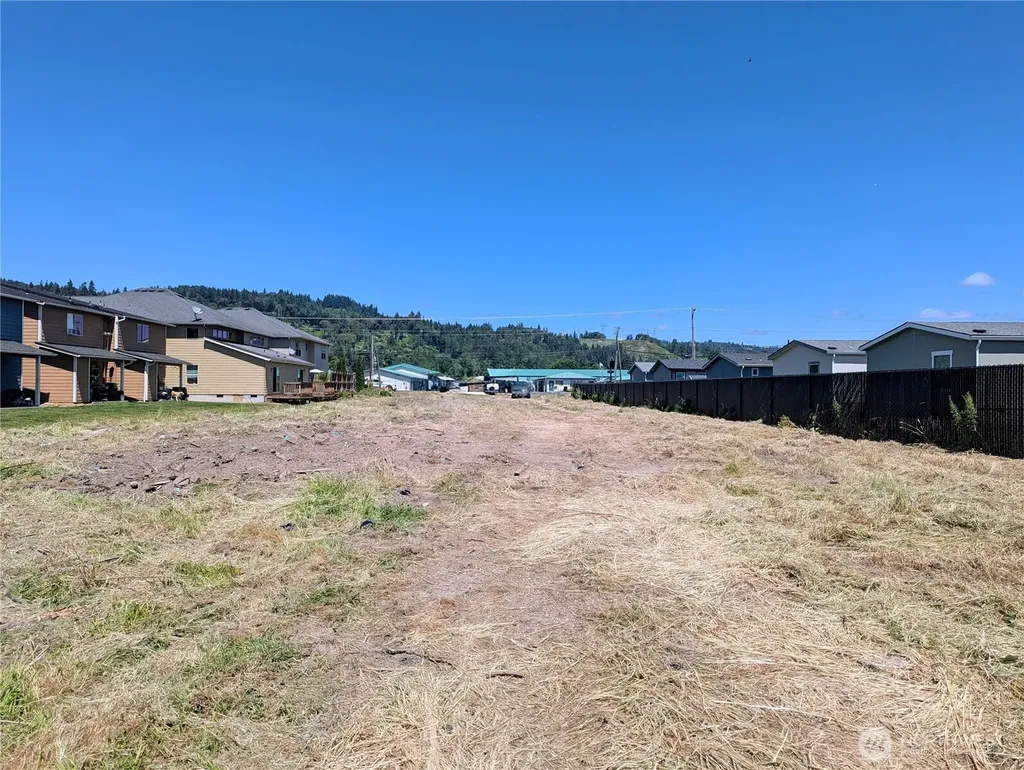 5735 Ocean Beach Highway Longview WA 98632