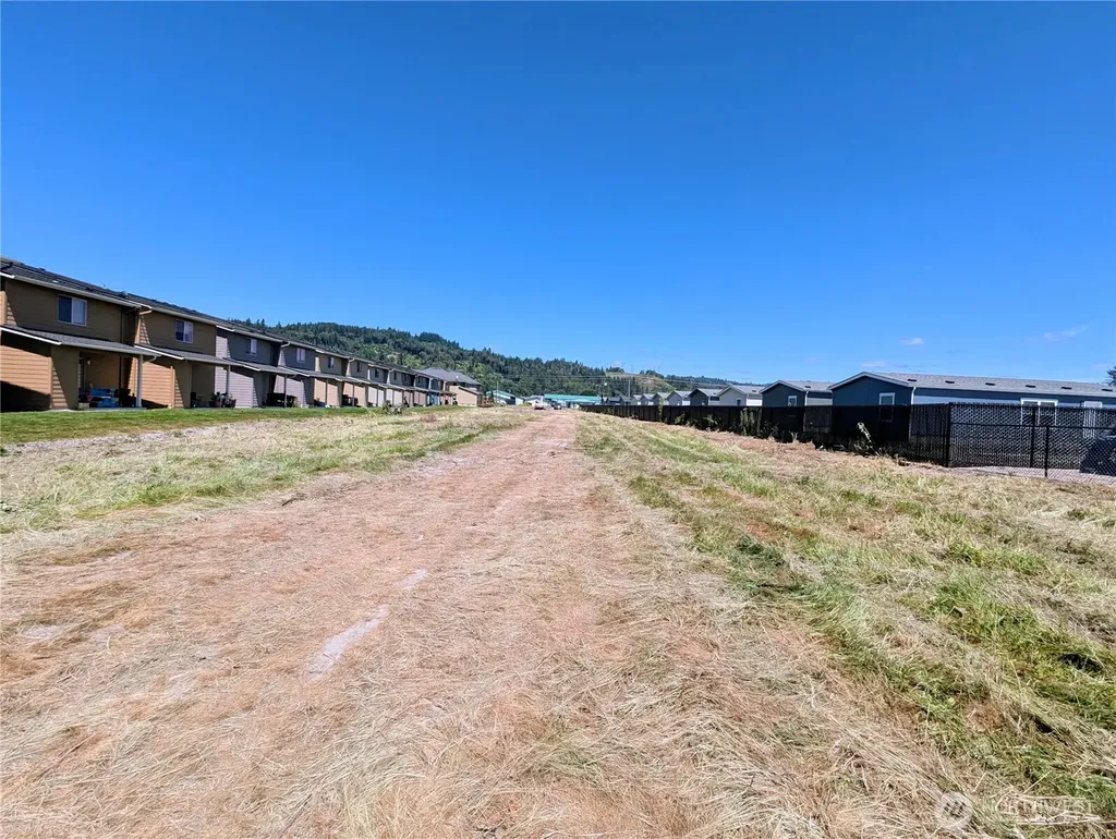 5735 Ocean Beach Highway Longview WA 98632