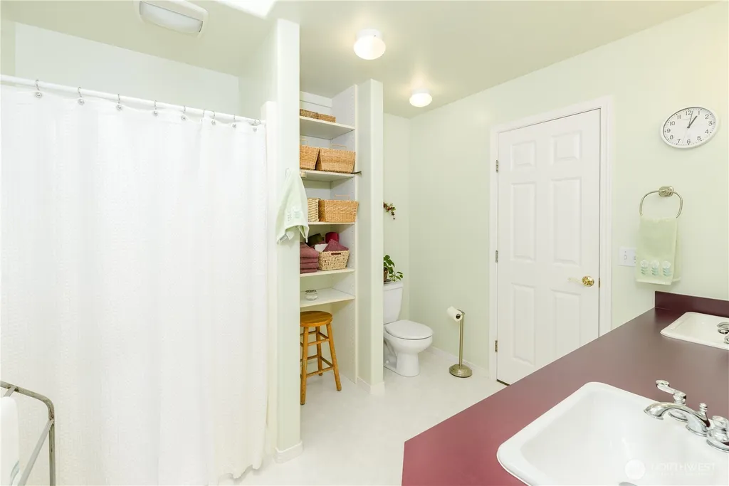 3359 O'brien Road Port Angeles WA 98362