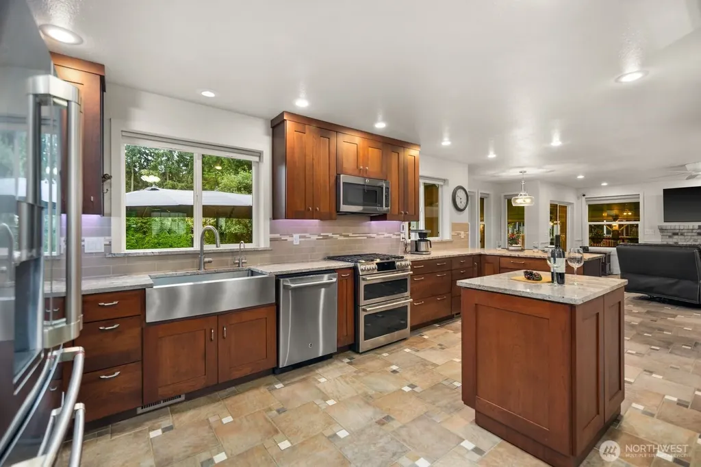 20533 SE 330th Street Auburn WA 98092
