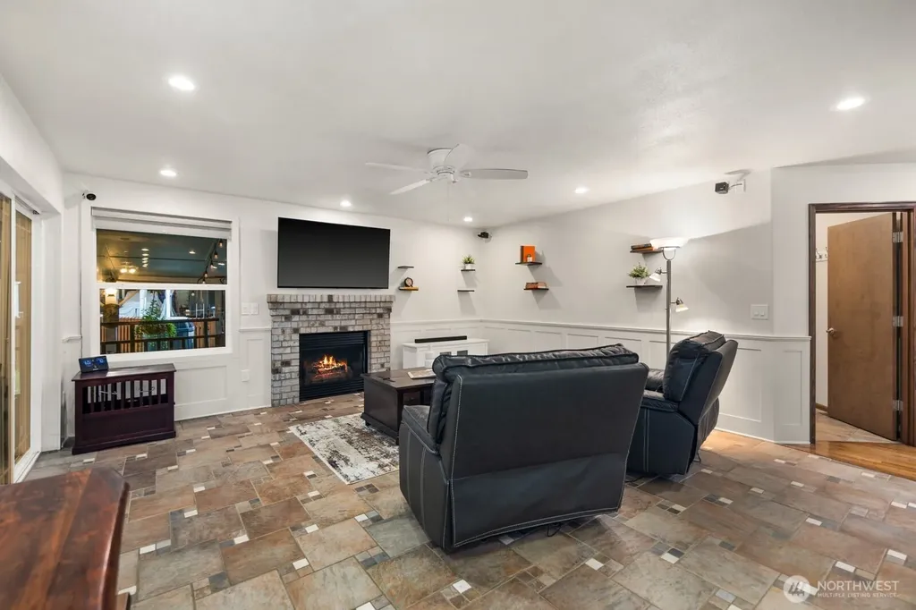 20533 SE 330th Street Auburn WA 98092