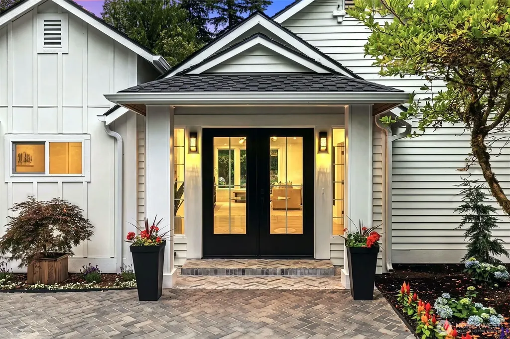 19238 184th Place NE Woodinville WA 98077