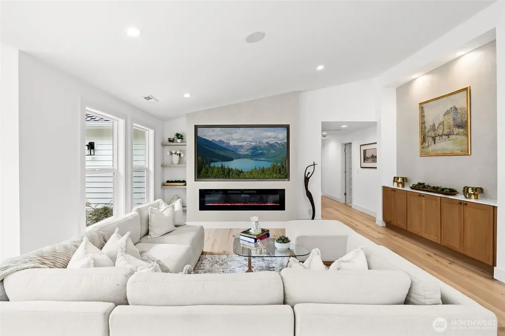 19238 184th Place NE Woodinville WA 98077