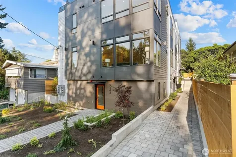 7148 47th Avenue SW Seattle WA 98136