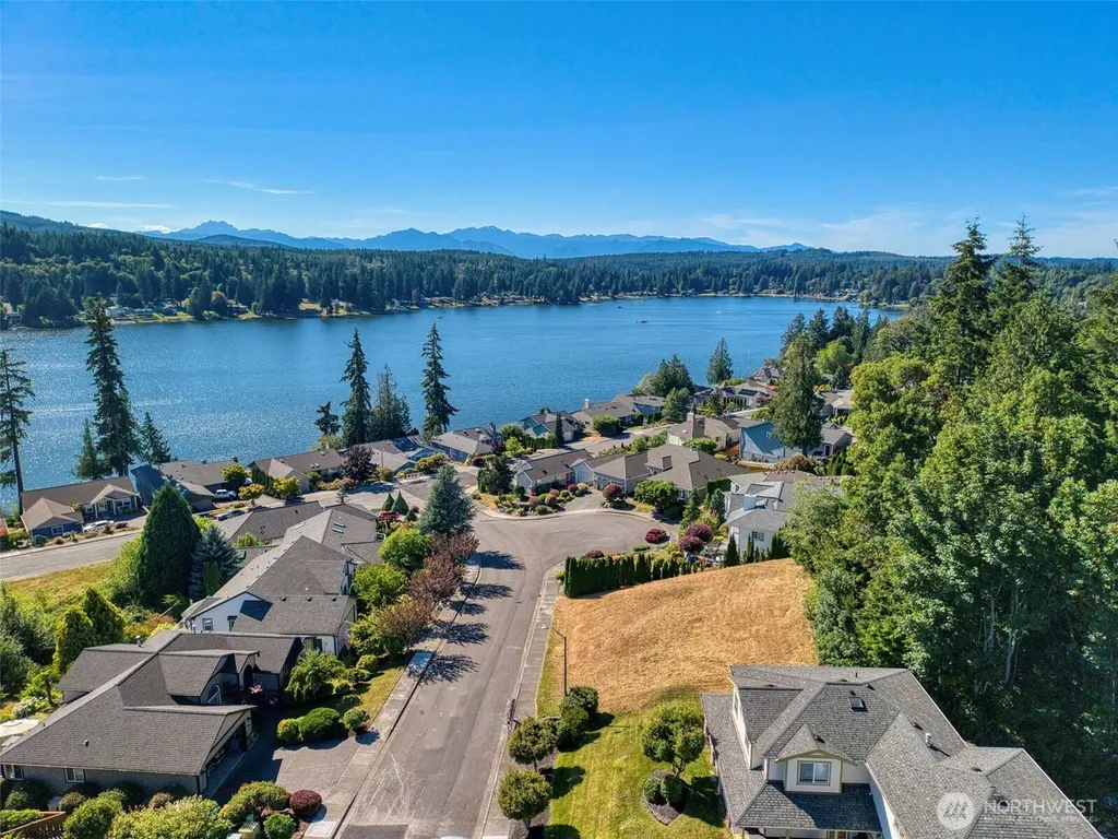 6044 Sandpiper Court Bremerton WA 98312