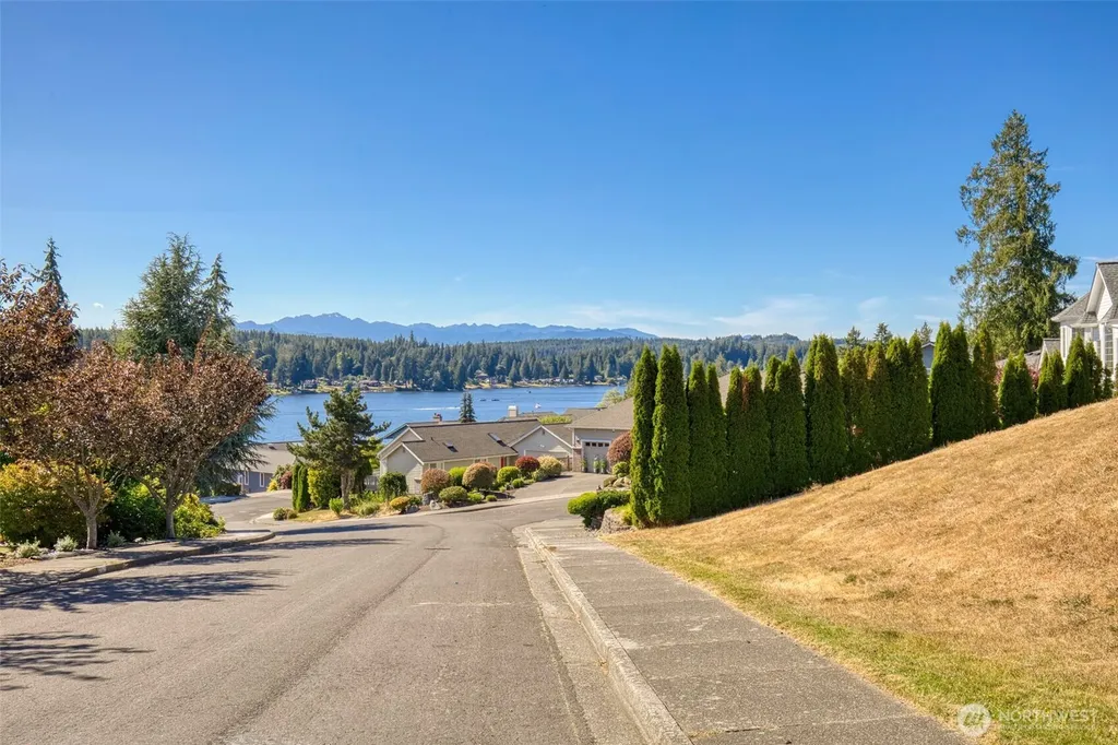 6044 Sandpiper Court Bremerton WA 98312