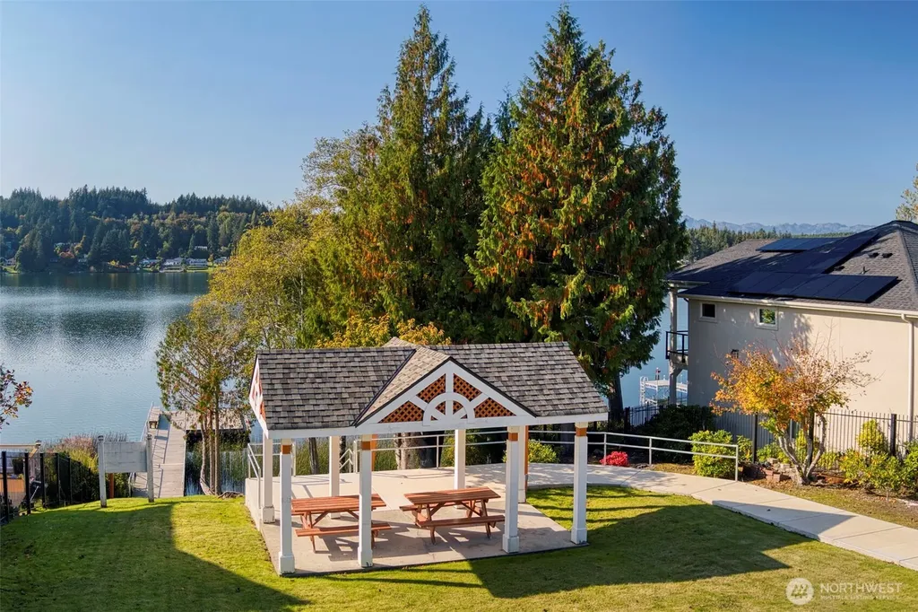 6044 Sandpiper Court Bremerton WA 98312