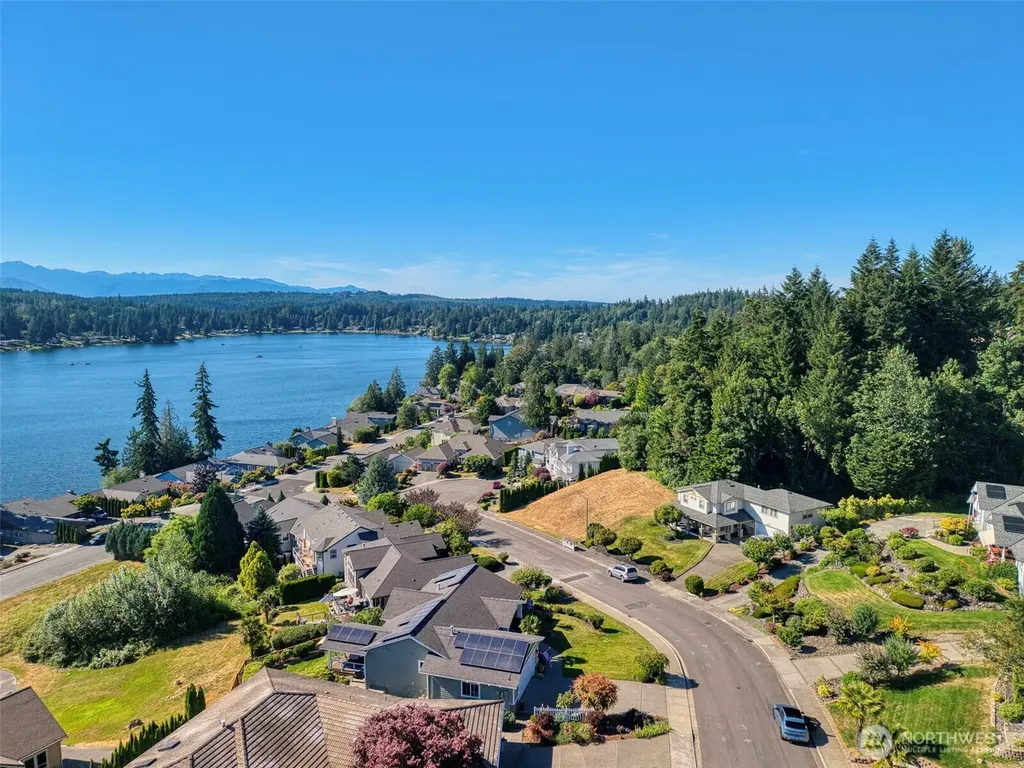 6044 Sandpiper Court Bremerton WA 98312