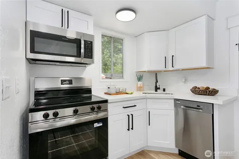 1673 S 58th Street Tacoma WA 98408