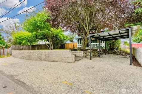 1673 S 58th Street Tacoma WA 98408