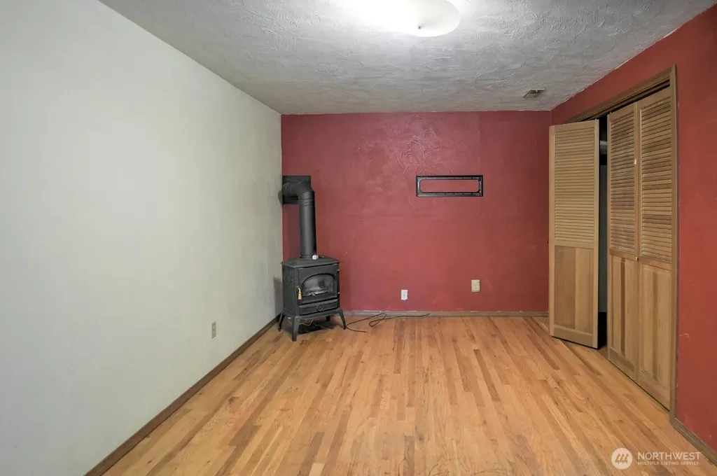 9925 Dempsey Lane SW Olympia WA 98512