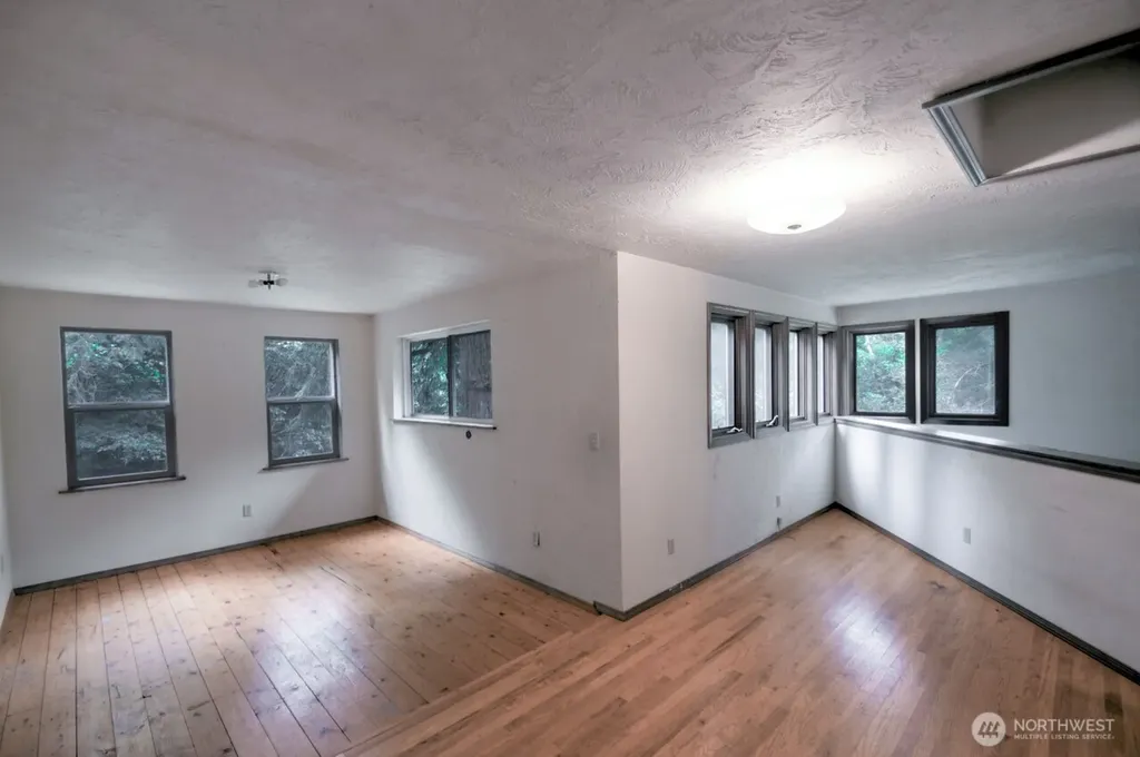 9925 Dempsey Lane SW Olympia WA 98512
