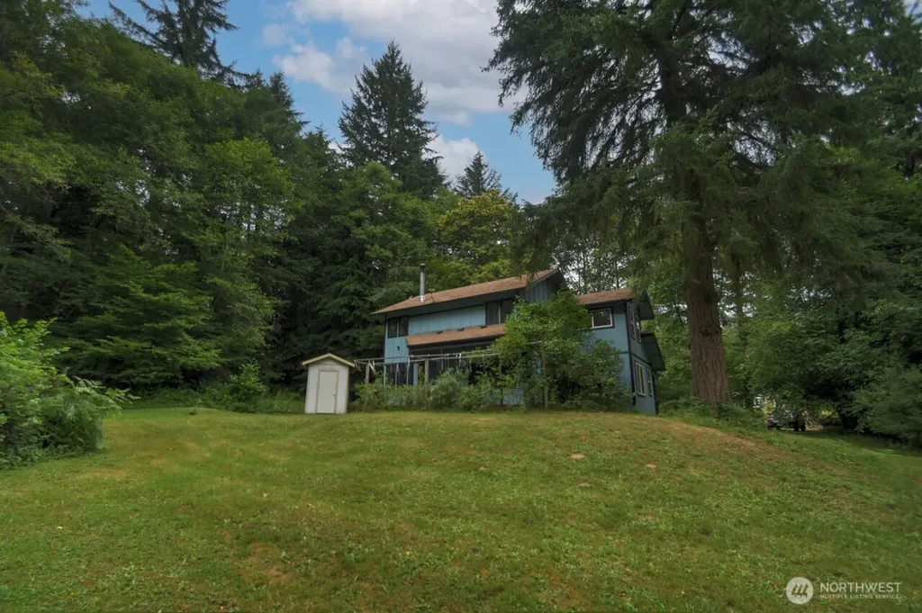9925 Dempsey Lane SW Olympia WA 98512