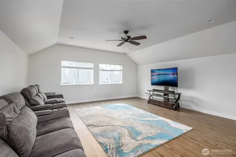 2929 82nd Avenue Ct E Puyallup WA 98371