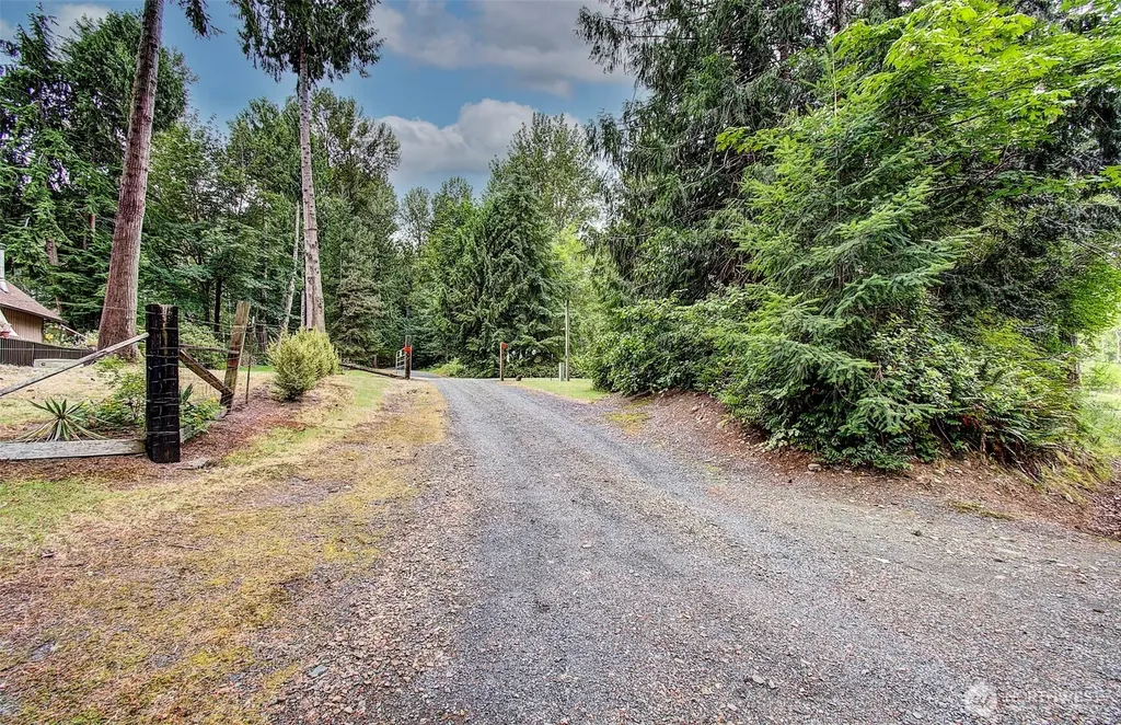224 Riverview Drive Castle Rock WA 98611