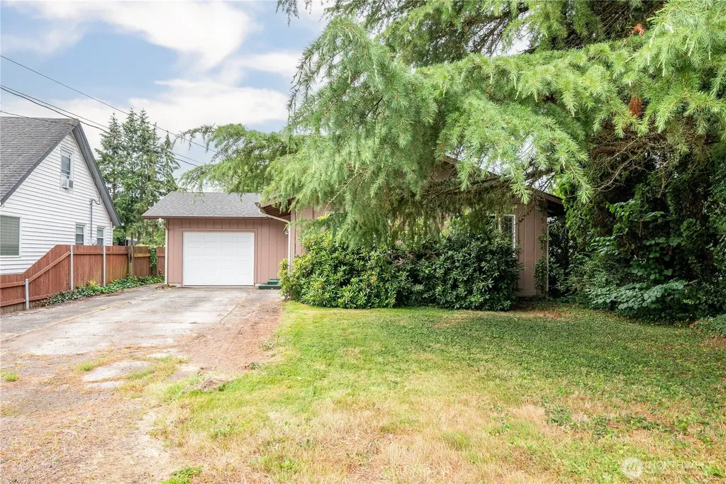 3257 Pine Street Longview WA 98632