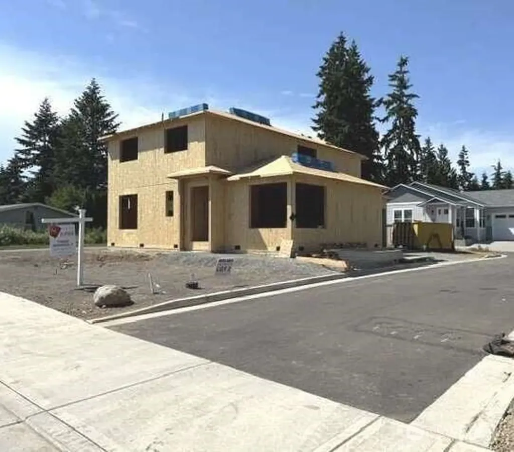2223 124th St SE Street SE Everett WA 98208