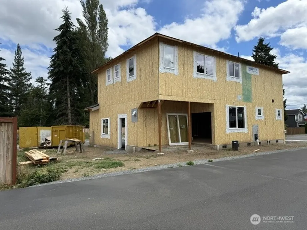 2223 124th St SE Street SE Everett WA 98208
