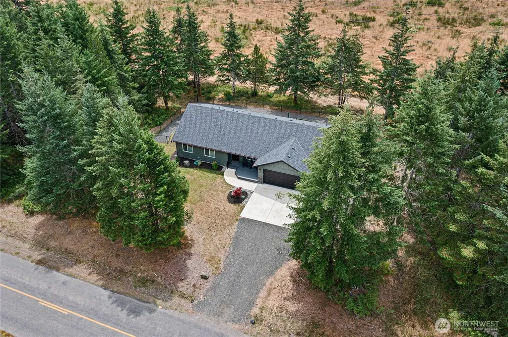 911 W California Road Shelton WA 98584