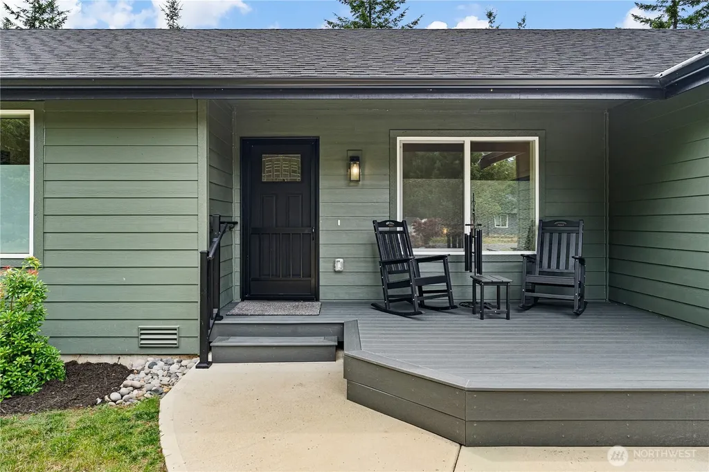 911 W California Road Shelton WA 98584