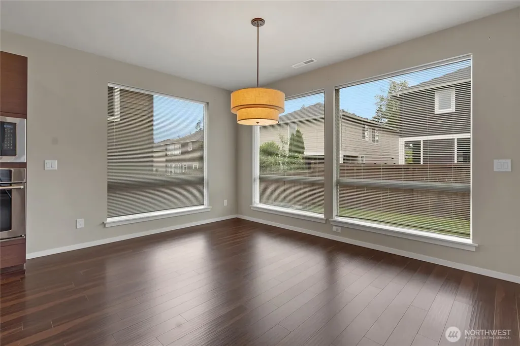 5606 Elaine Avenue SE Auburn WA 98092