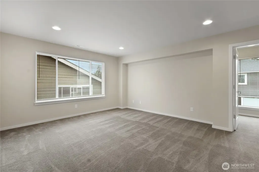 5606 Elaine Avenue SE Auburn WA 98092