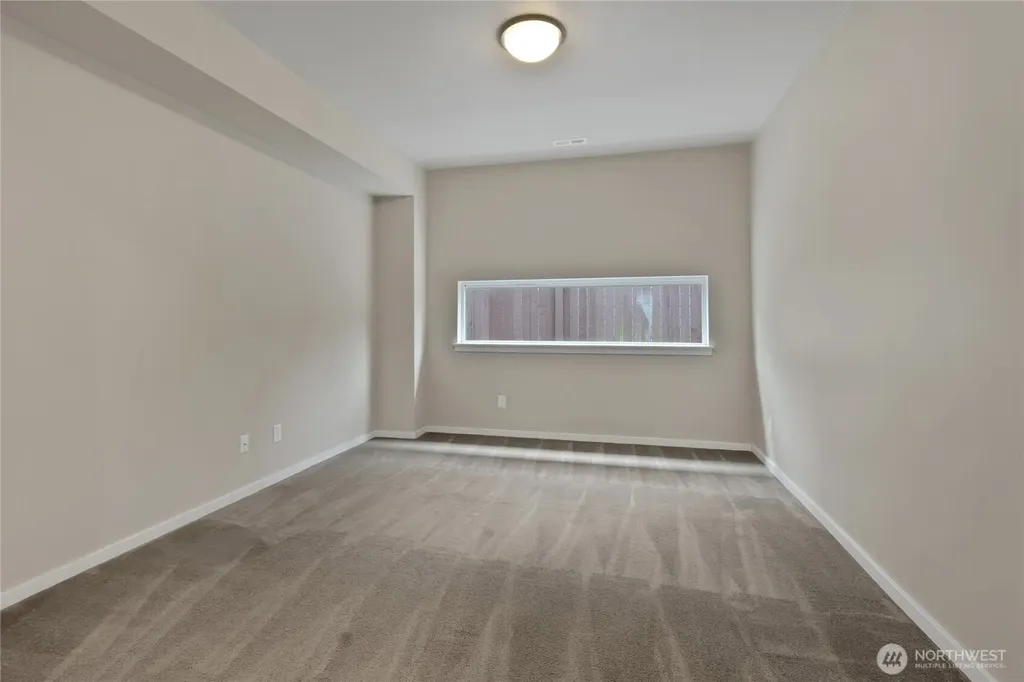 5606 Elaine Avenue SE Auburn WA 98092