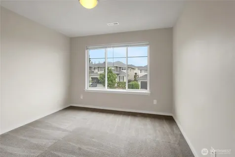 5606 Elaine Avenue SE Auburn WA 98092