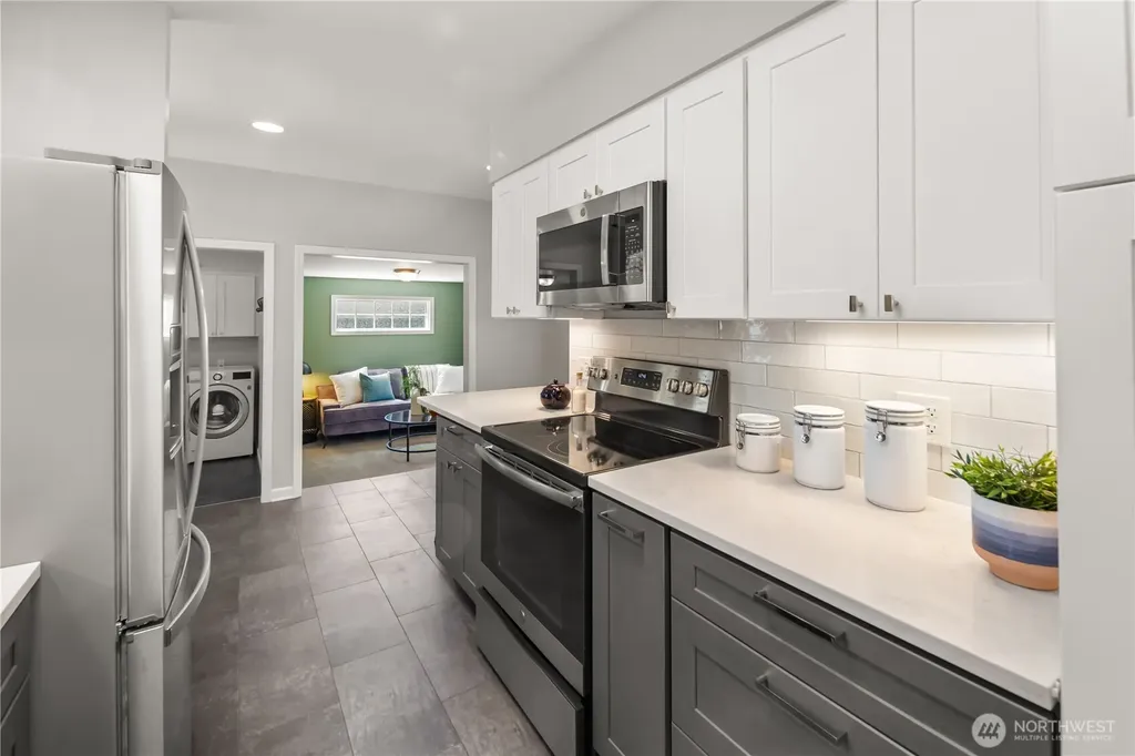 11202 Marine View Drive SW Seattle WA 98146