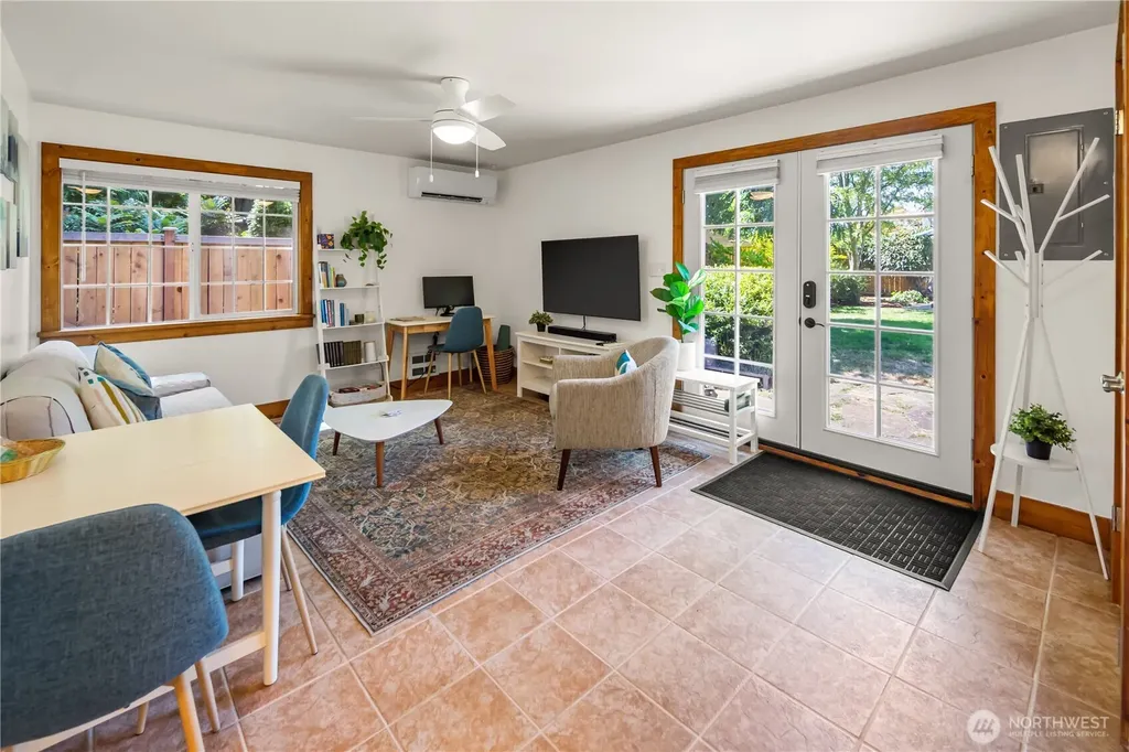 11202 Marine View Drive SW Seattle WA 98146