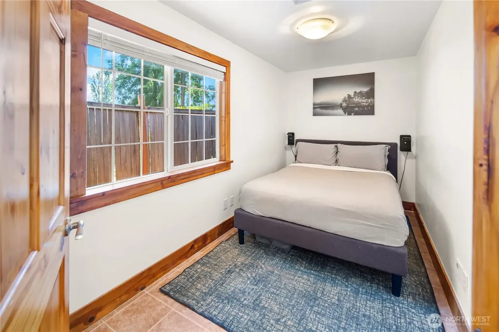 11202 Marine View Drive SW Seattle WA 98146