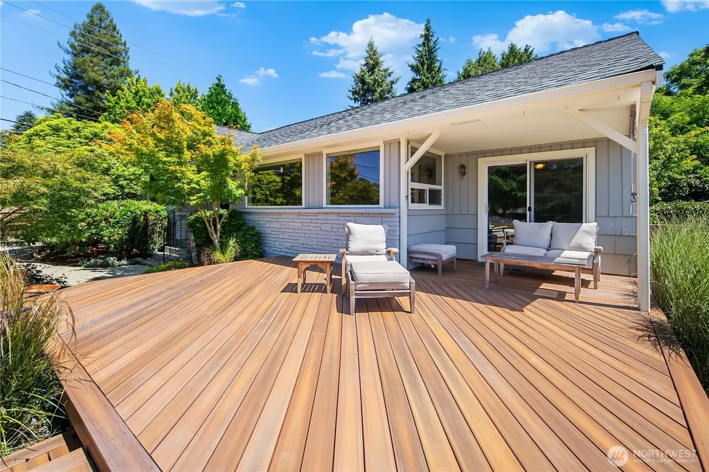 11202 Marine View Drive SW Seattle WA 98146