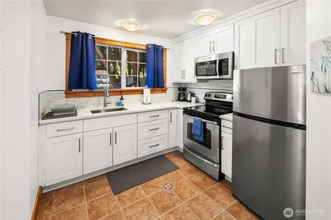 11202 Marine View Drive SW Seattle WA 98146