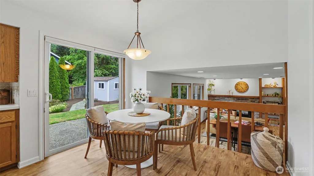 23900 SE 42nd Place Sammamish WA 98029