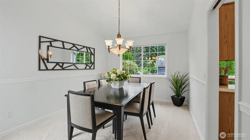 23900 SE 42nd Place Sammamish WA 98029