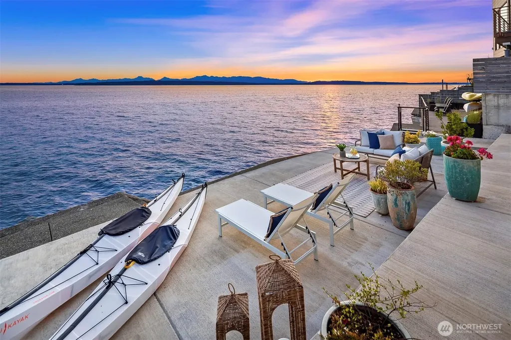 19529 27th Avenue NW Shoreline WA 98177
