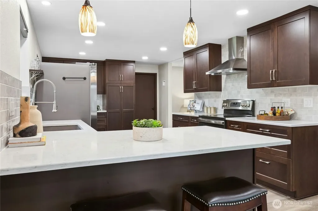 18851 SE 244th Place Covington WA 98042