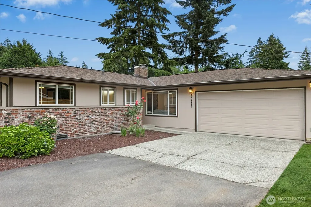 18851 SE 244th Place Covington WA 98042