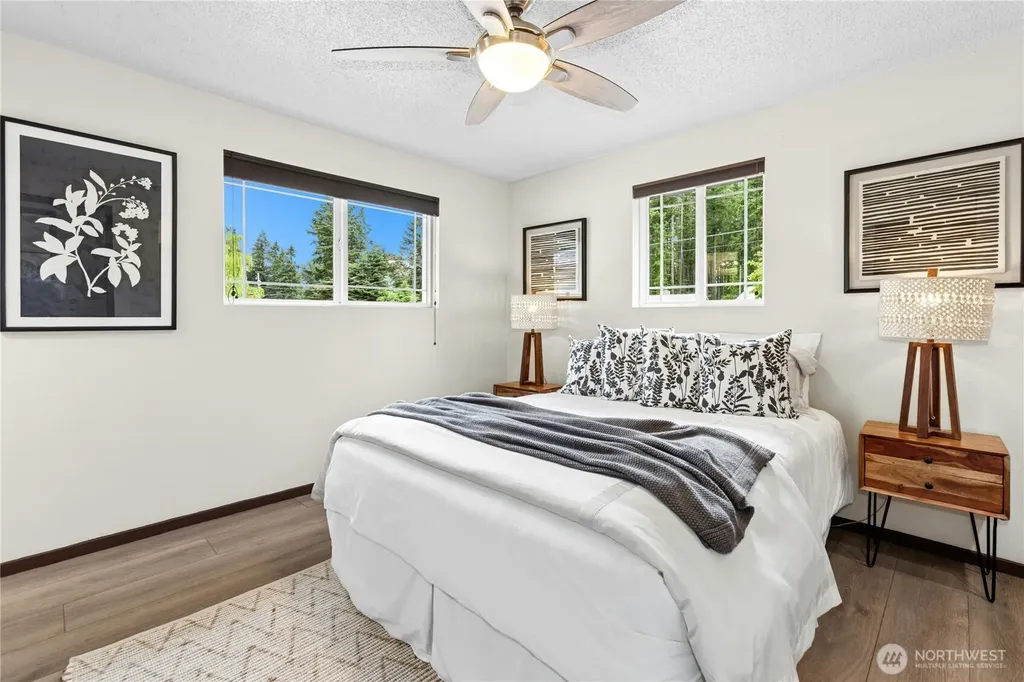 18851 SE 244th Place Covington WA 98042