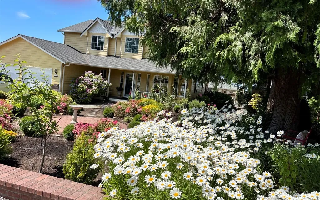 317 Melissa Street Camano Island WA 98282
