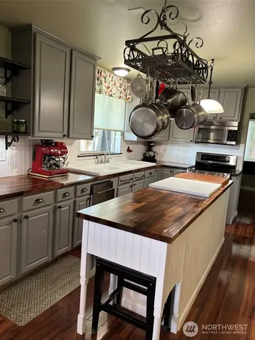 317 Melissa Street Camano Island WA 98282
