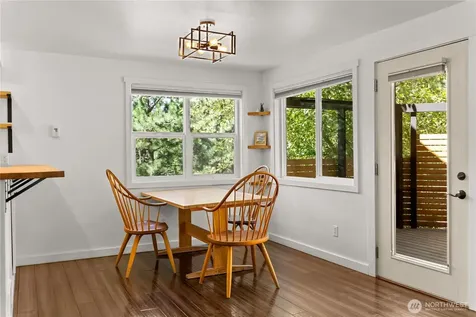 32 Crabapple Road Winthrop WA 98862