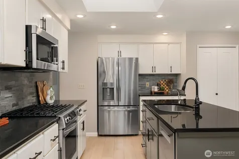 23912 SE 41st Street Sammamish WA 98029
