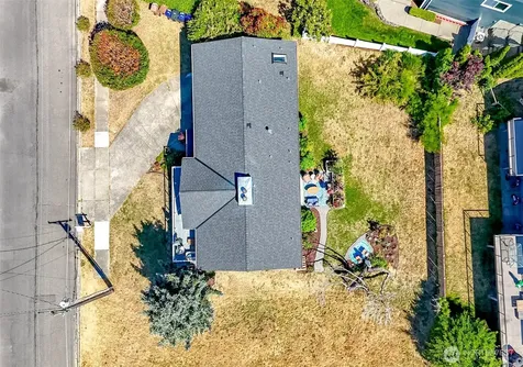 5531 Beverly Avenue NE Tacoma WA 98422