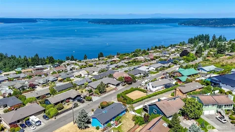 5531 Beverly Avenue NE Tacoma WA 98422